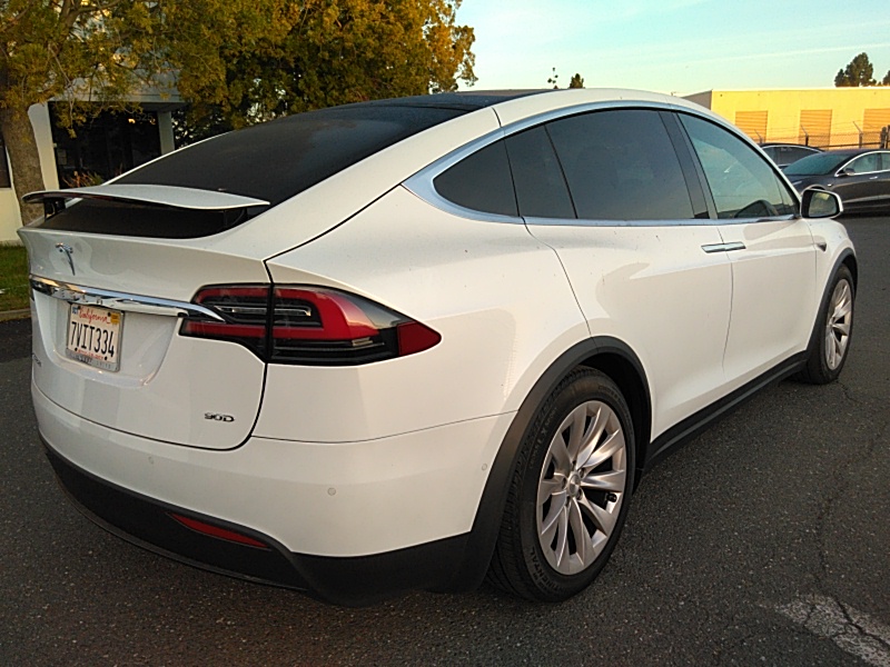 5YJXCBE20GF017713 Tesla Model X 2016 - 1